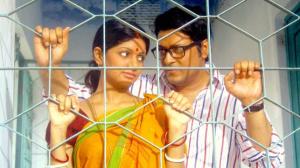 মানব চরিত্রের নৈতিক দিকটি অনেকাংশে এখানে অনুপস্থিত। যেমন- প্রোটাগনিস্ট ফেরদৌস প্রশ্নহীনভাবে এক বিবাহিত নারীর প্রেমের ডাকে সাড়া দেন।