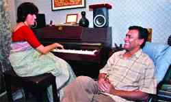 ফুল ফুটছে