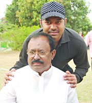 বাবারও পছন্দ হয়নি ‘আয়নাবাজি’