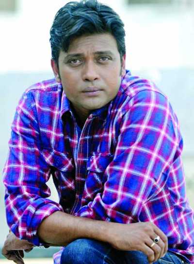 ফের বড় পর্দায় মিলন