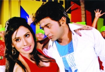 আগামীকাল মুক্তি পাচ্ছে ‘রোমিও ২০১৩’