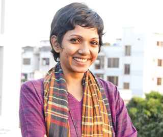 আবারো চলচ্চিত্রের গানে আনুশেহ