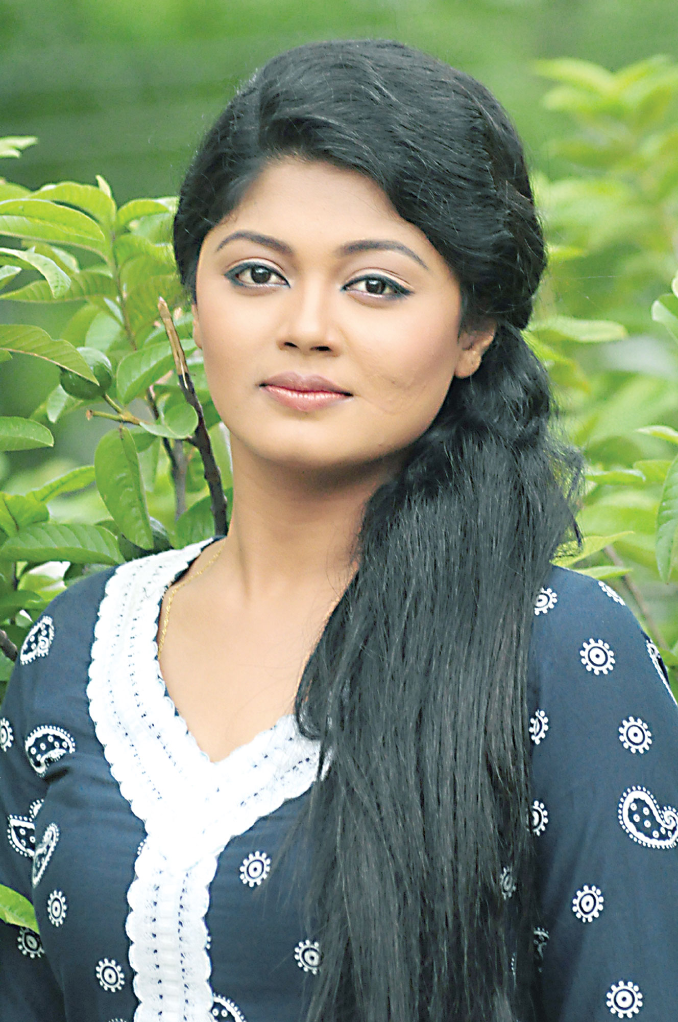 আইটেম গানে মৌসুমী হামিদ