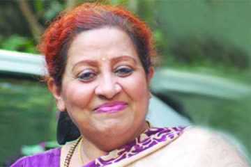 মুখে মুখে আন্তরিকতা সবাই দেখায়