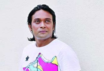 নতুন চার ছবিতে মিলন