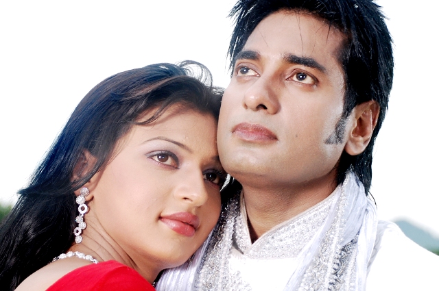 ‘নিঃস্বার্থ ভালবাসা’র গান