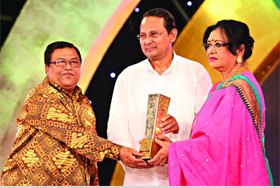 জমকালো ফিল্মক্লাব অ্যাওয়ার্ড