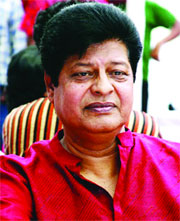 চিকিৎসার জন্য সিঙ্গাপুর যাচ্ছেন ফারুক