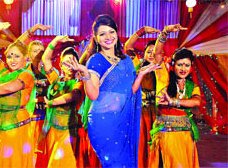 আবারও চলচ্চিত্র অভিনয়ে আঁখি