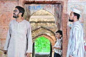 2011-01-29-1296321808-d41d8cd98f00b204e9800998ecf8427e120.bengali-film-opekkha_image_02