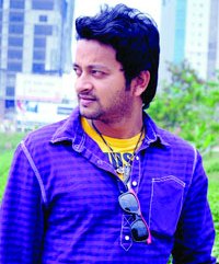 জাজের চার ছবি থেকে সায়মন বাদ