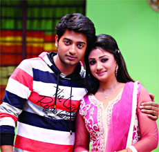 ‘আজব প্রেম’