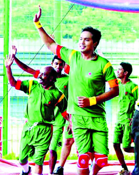 কাবাডি নিয়ে ছবি