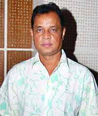 চলচ্চিত্রে মোহন খান