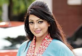 দুই পর্দাতেই নিপুণ