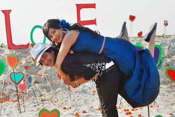 ছাড়পত্র পেল ‘সীমারেখা’