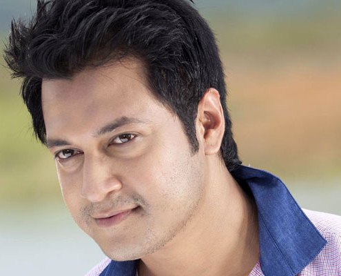 ইমনের ব্যস্ততা