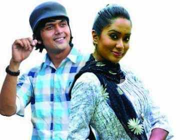 একই ছবিতে শুভ ও মম