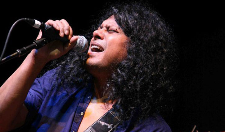 ৩ চলচ্চিত্রের গানে জেমস