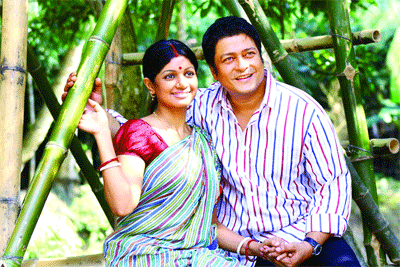 সেপ্টেম্বরে বৃহন্নলা