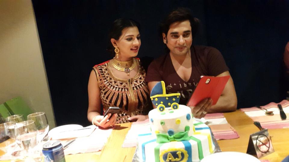 মা হচ্ছেন চিত্রনায়িকা বর্ষা