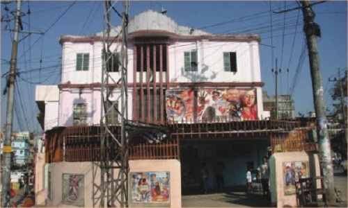 সরকারি অনুদানে প্রেক্ষাগৃহ সংস্কার