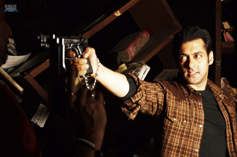 ভারতীয় চলচ্চিত্র মুক্তির প্রতিবাদে আন্দোলন