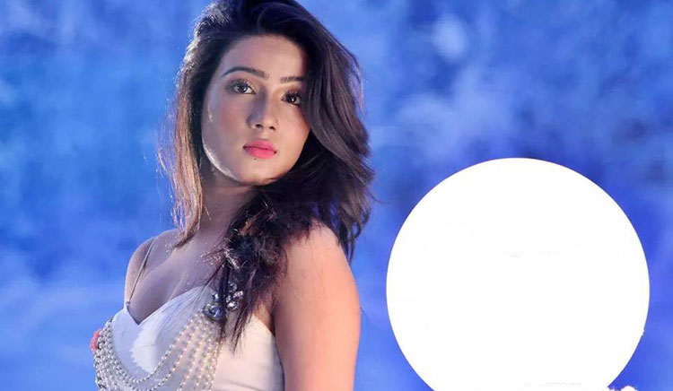 চলচ্চিত্রকে বিদায় বললেন মাহি