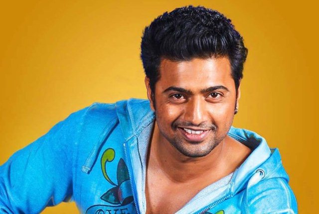 কলকাতার তারকাদের আগমনে অস্বস্তি