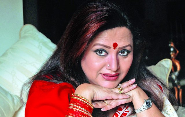 ফ্রিজে ঢুকে পড়তেন ববিতা