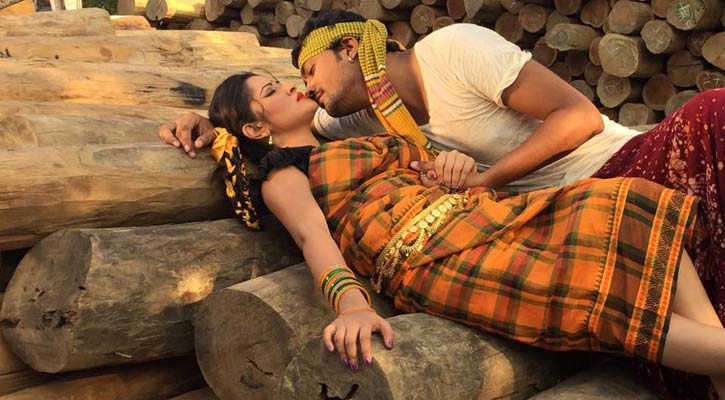 আবারো সেন্সরে ‘নগর মাস্তান’