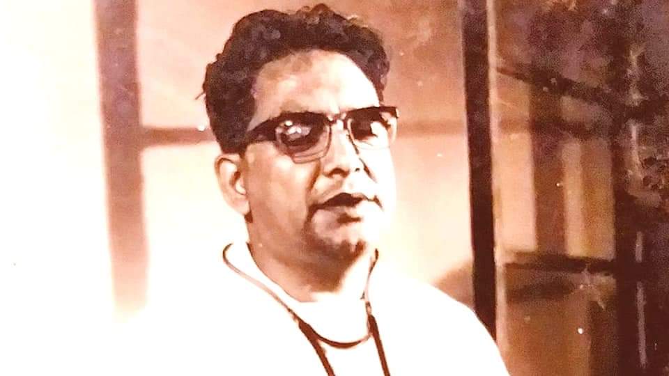 বাংলা চলচ্চিত্রের দিকপাল ‘ক্যাপ্টেন এহতেশাম’ এর গল্প