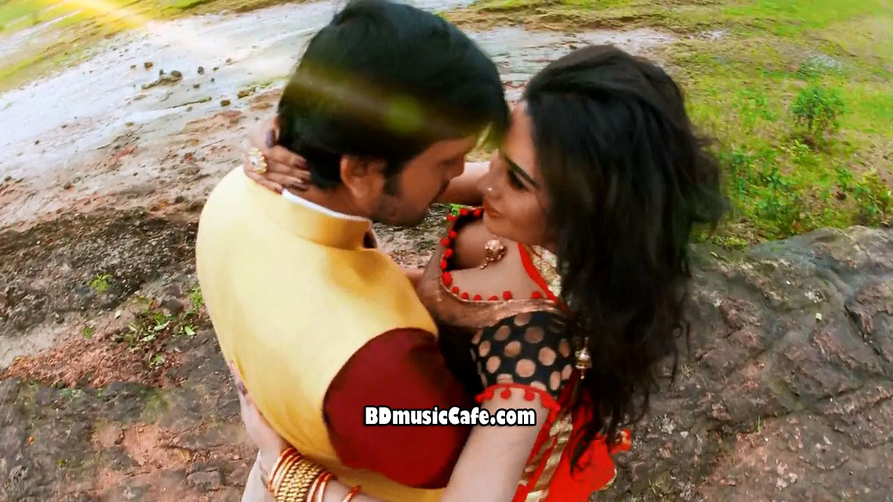 মুভি রিভিউ: ছুঁয়ে দিলে মন