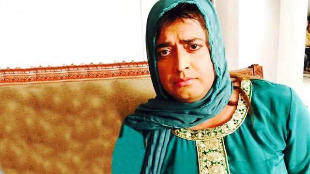 নারীর ভূমিকায় ওমর সানি