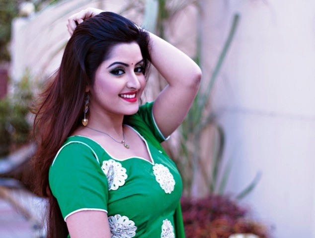 পরী মনির পরীক্ষা