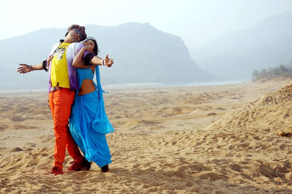 Bhalobashte Mon Lage (8)