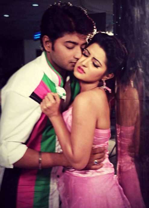 lover-no-1-bappy-pori-moni-bangla-movie-2