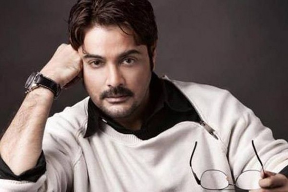 হুমায়ূন পরিবারের গল্পে প্রসেনজিৎ