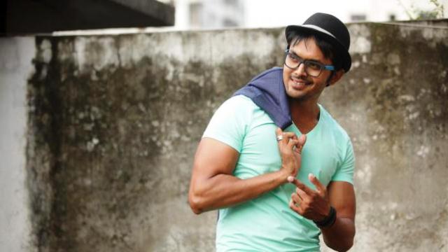 ‘ভ্রমর’ ছাড়লেন শুভ