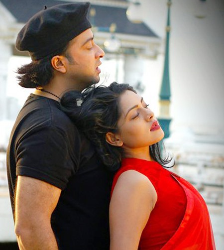 দেখতে যেমন শাকিব-তিশা