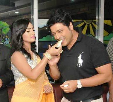 মেঘকন্যার যাত্রা