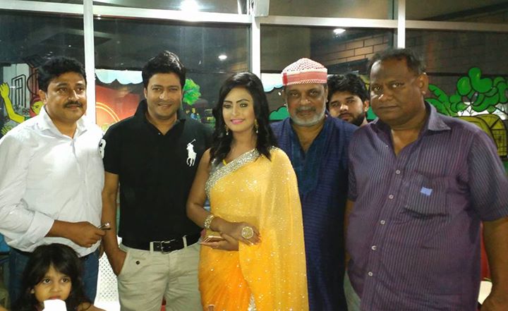 12193856_722089847935068_1351251985267068917_n