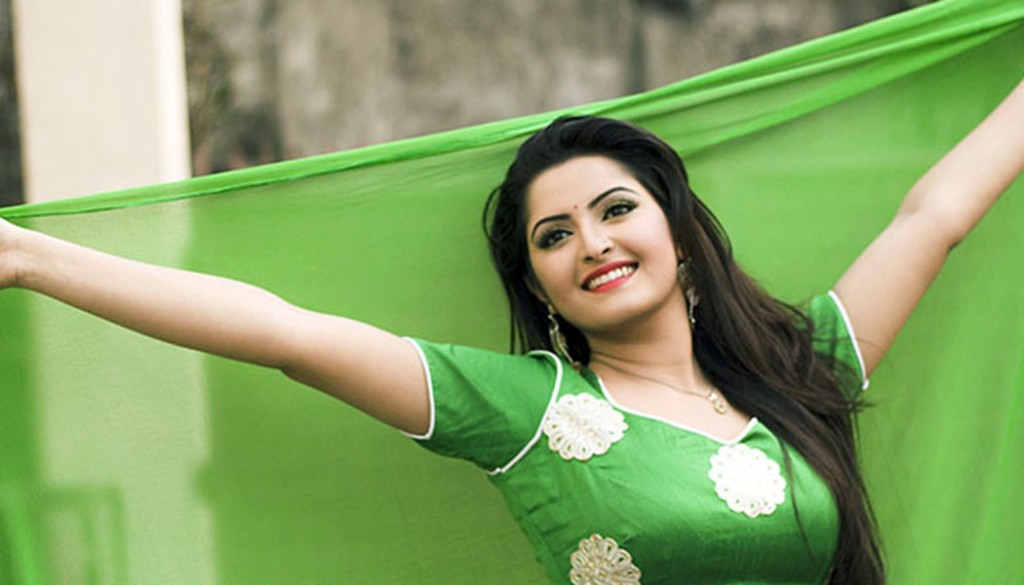 ১০ কোটি টাকার মানহানি মামলা