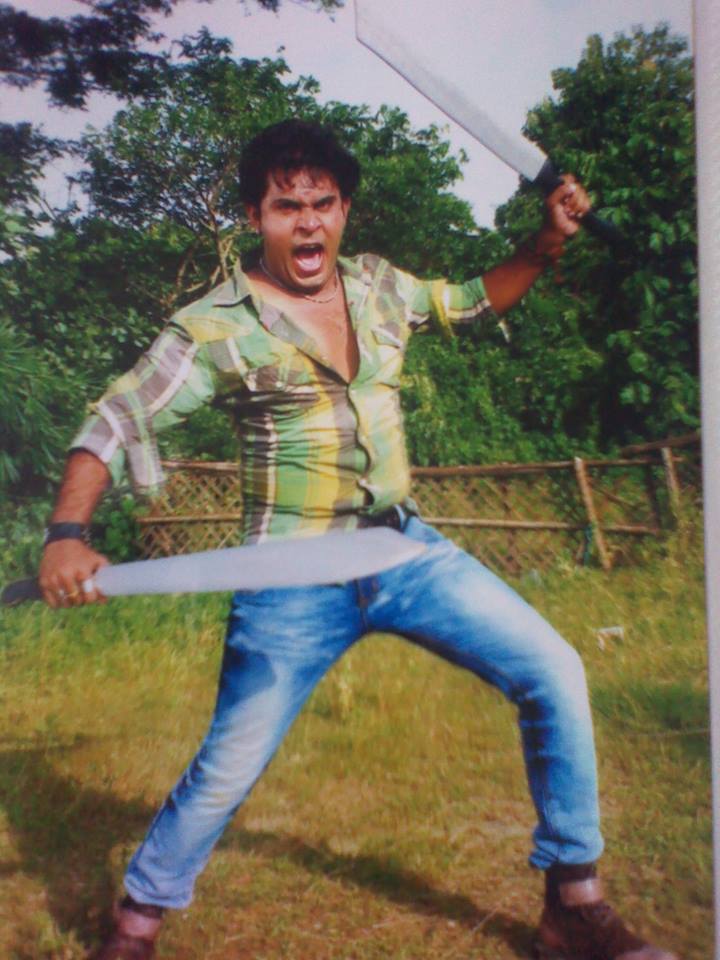 ট্রেলার ও গানে অশান্ত মেয়ে