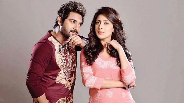 প্রথমদিনের আয়ে ভালো অবস্থানে ‘ব্ল্যাক’