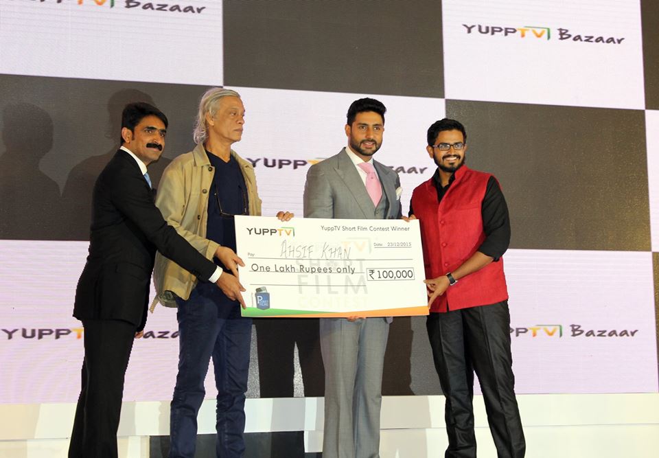 মুম্বাই জয় করলো ‘পোস্টার’