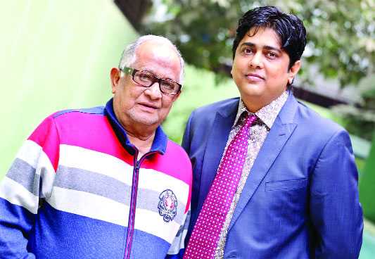 রাজ্জাকের জন্য আরশাদের গান