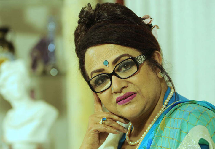 বিশেষ অনুরোধে চলচ্চিত্রে ববিতা