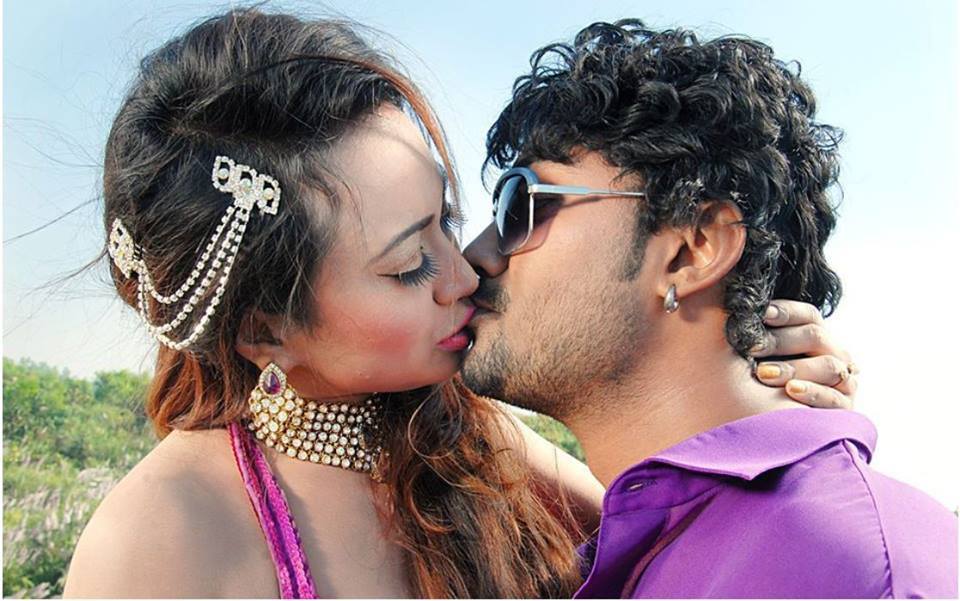 ট্রেলারঃ বিপাশা কবির-শাহরিয়াজের ছবি গুন্ডামি