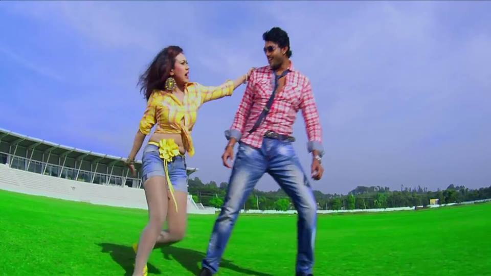 Gundami a film by saimon tariq with hot item girl bipasha kabir shahriaz rina khan alexandar bo kazi hayat (1.2)